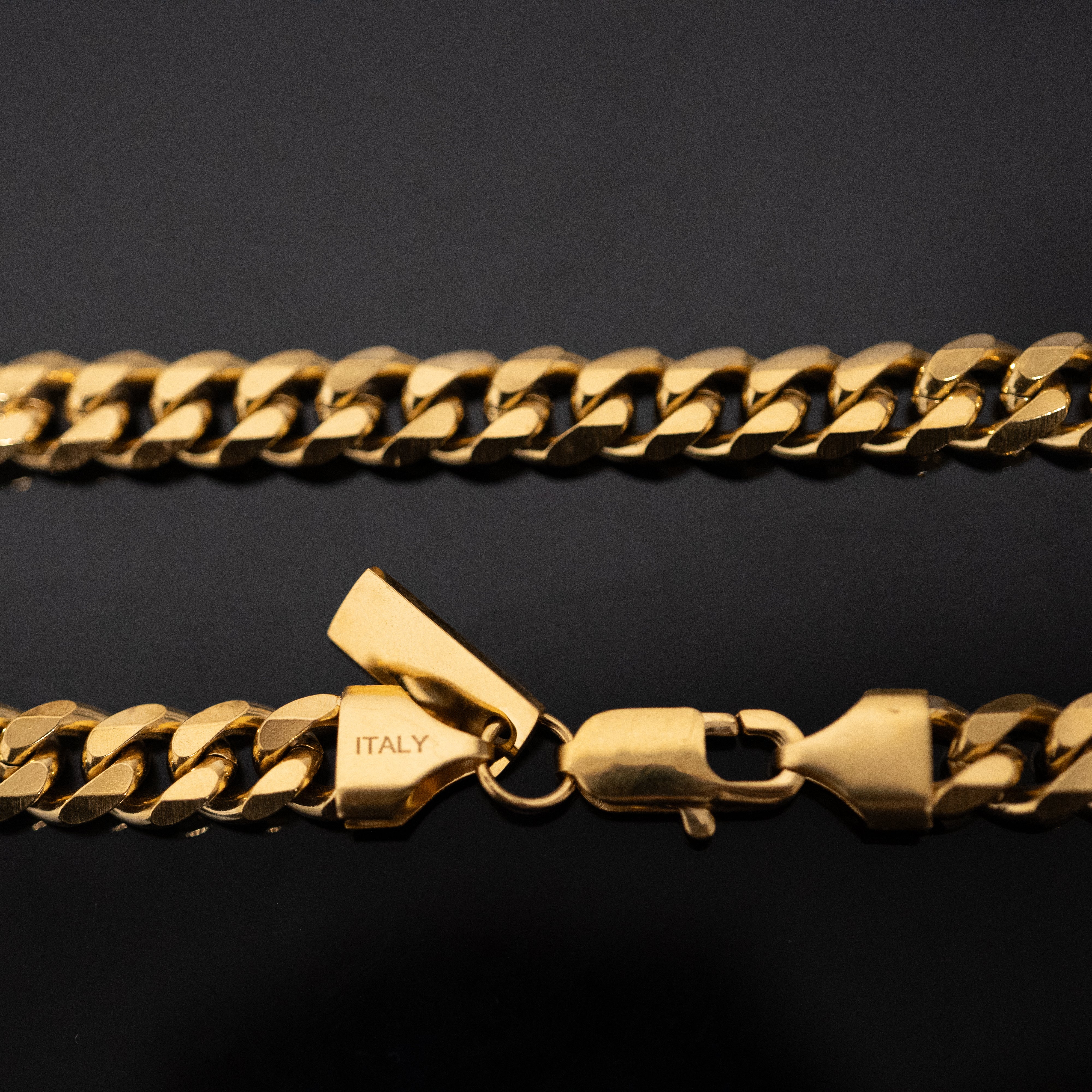 Gold Cuban Link  (8mm)