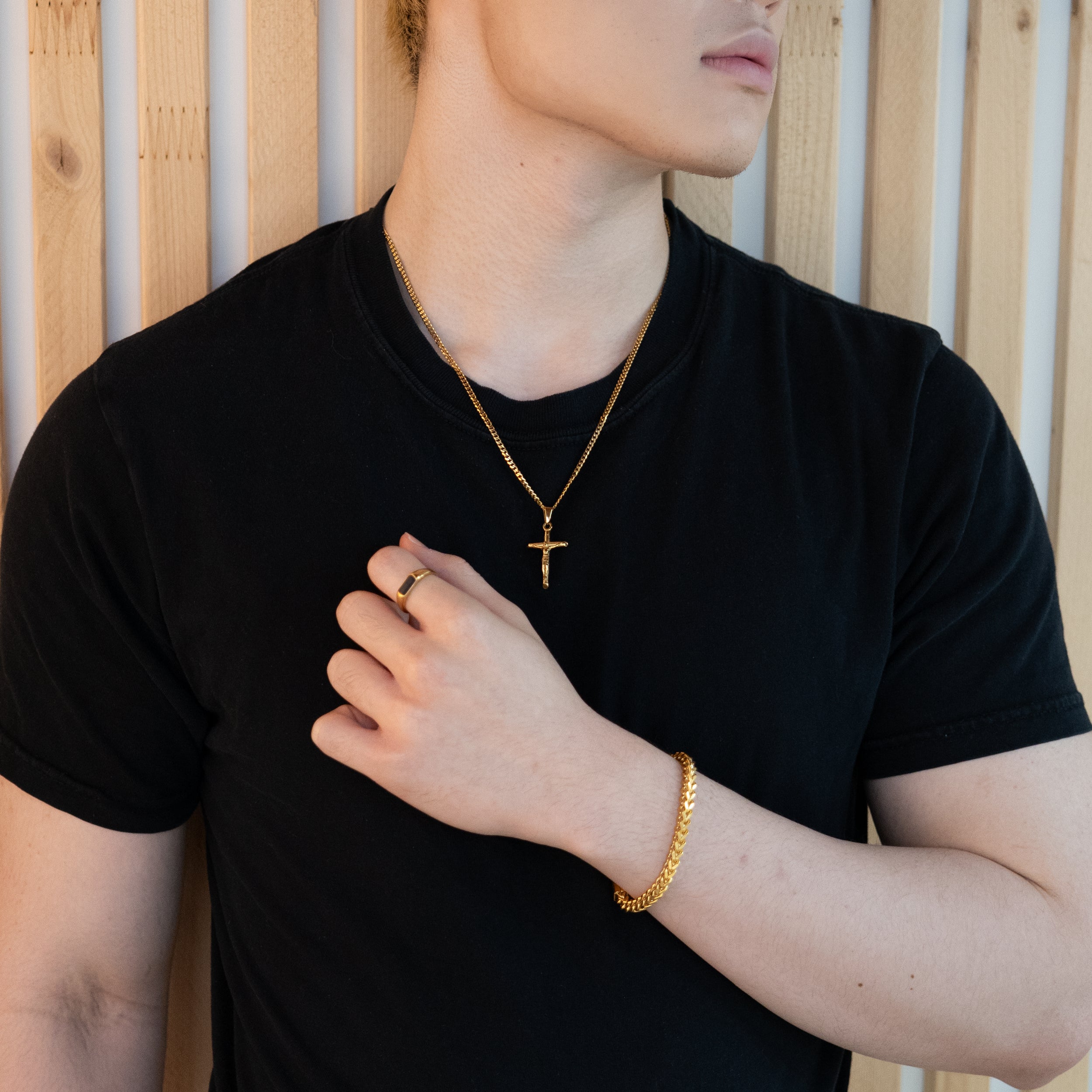 GOLD CROSS NECKLACE