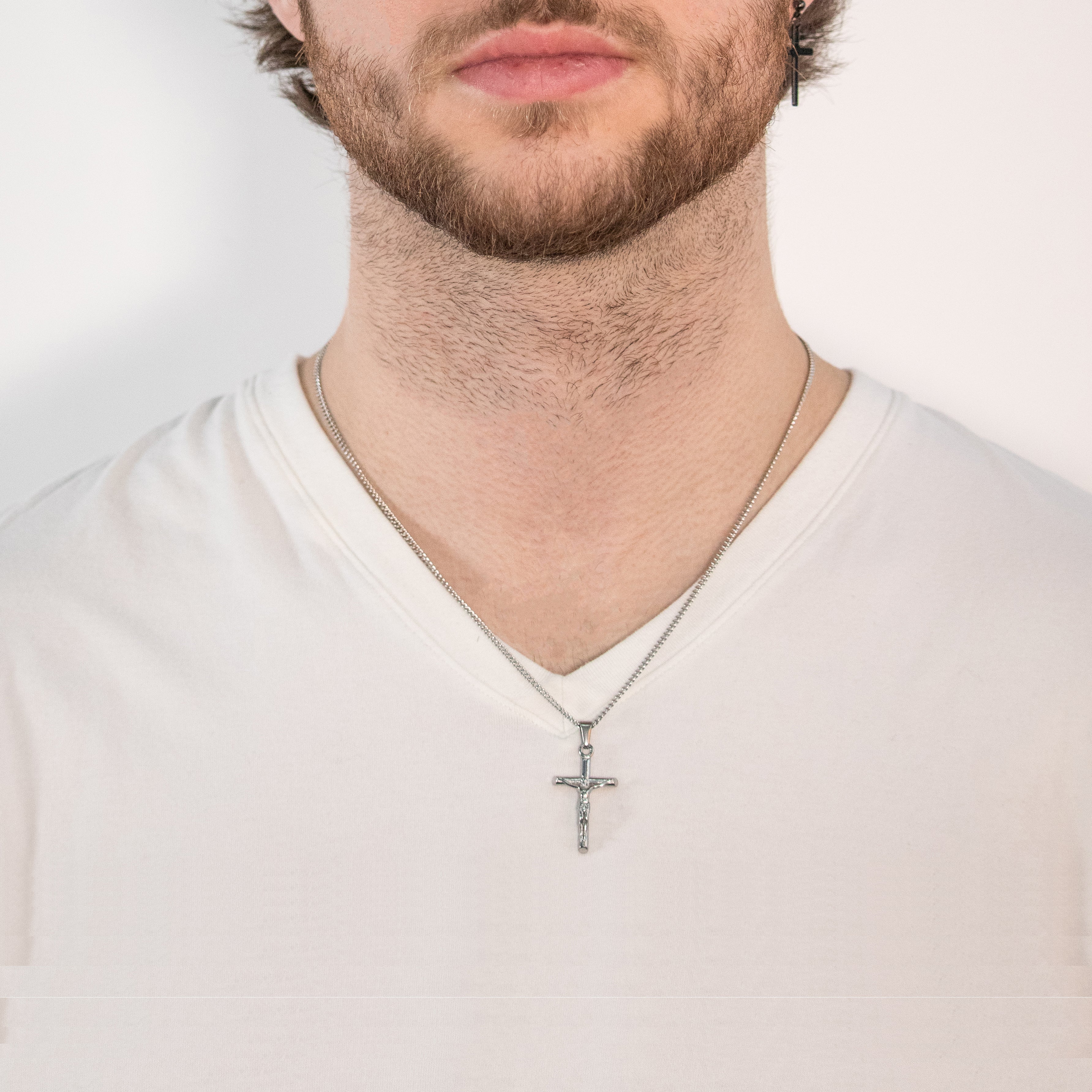 SILVER CROSS NECKLACE